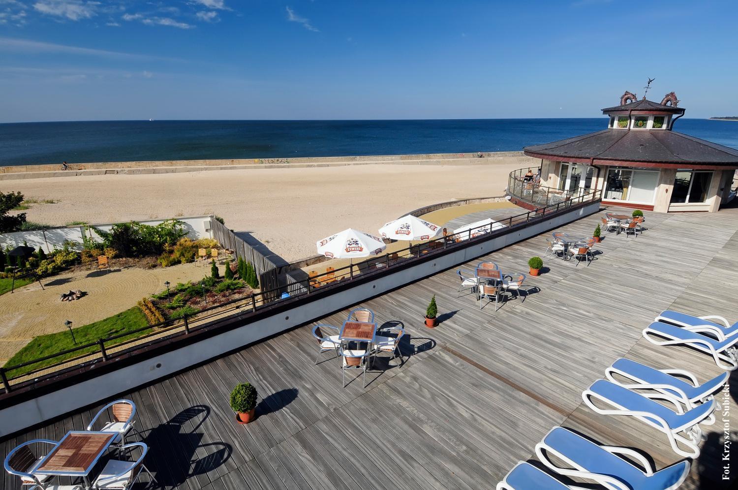 Hotel Apollo Дарлувко Екстер'єр фото